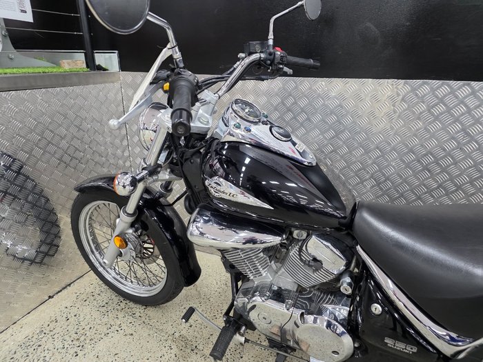 2008 Suzuki VL250 (LC250 INTRUDER) BLACK