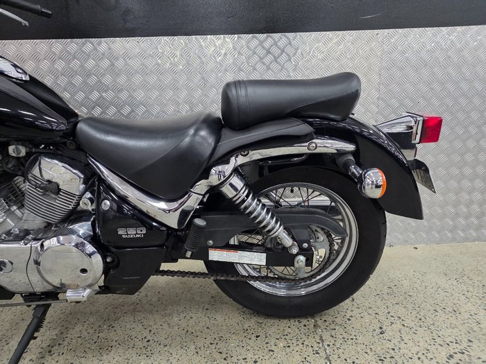 2008 Suzuki VL250 (LC250 INTRUDER) BLACK