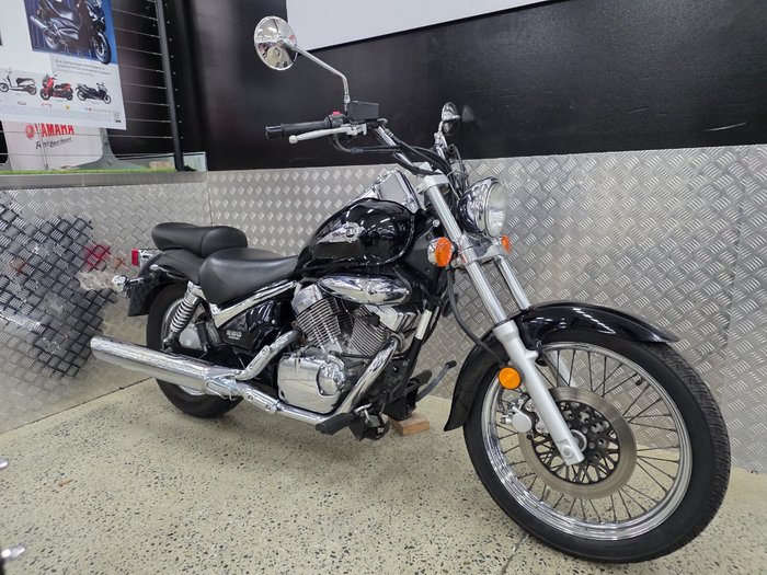 2008 Suzuki VL250 (LC250 INTRUDER) BLACK