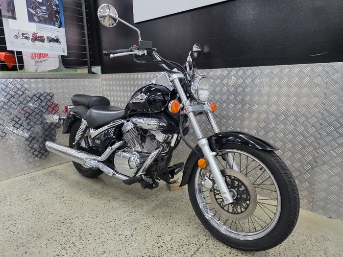 2008 Suzuki VL250 (LC250 INTRUDER) BLACK