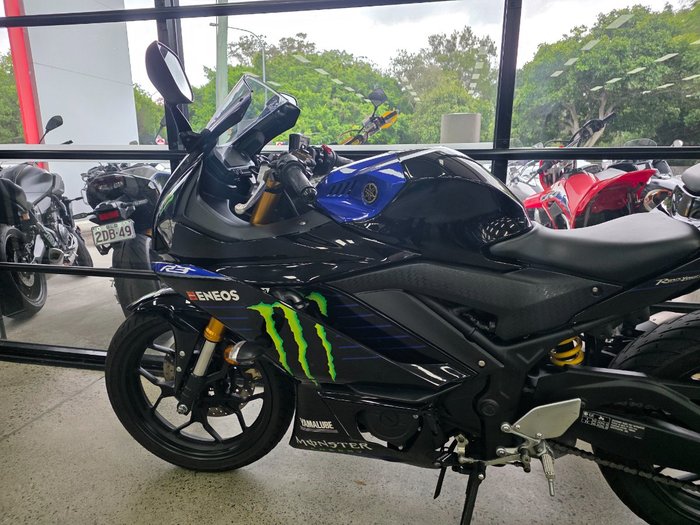 2020 Yamaha YZF-R3 BLACK