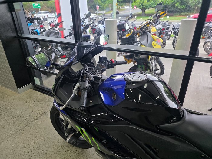 2020 Yamaha YZF-R3 BLACK
