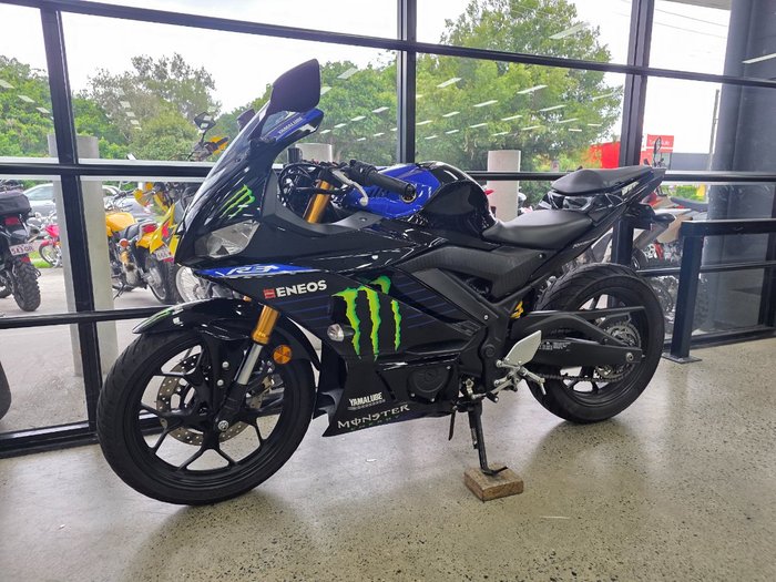 2020 Yamaha YZF-R3 BLACK