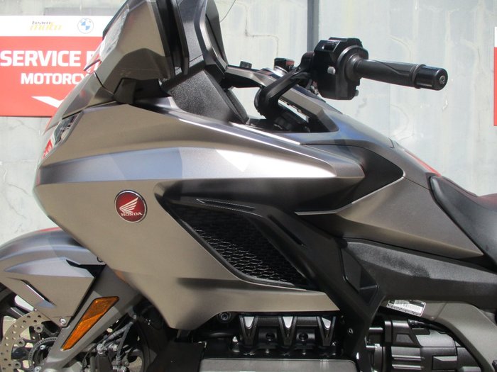 2018 Honda GL1800 ABS GOLDWING SILVER
