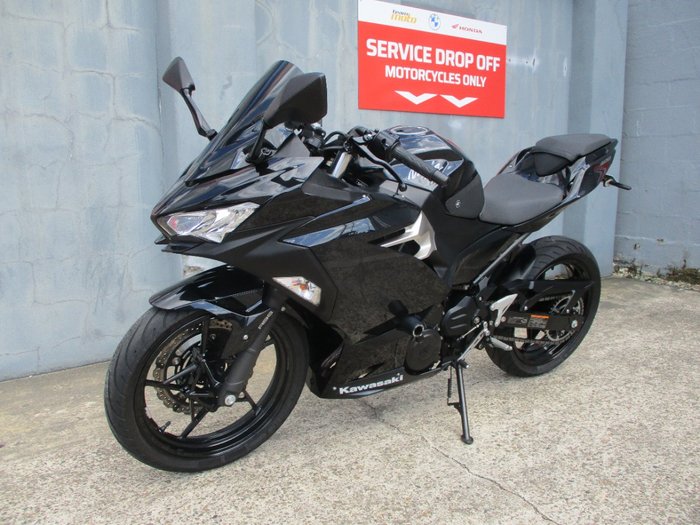 2018 Kawasaki NINJA 400 BLACK