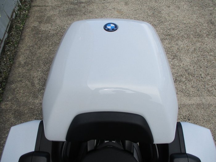 2024 BMW Motorrad R 1250 RS WHITE