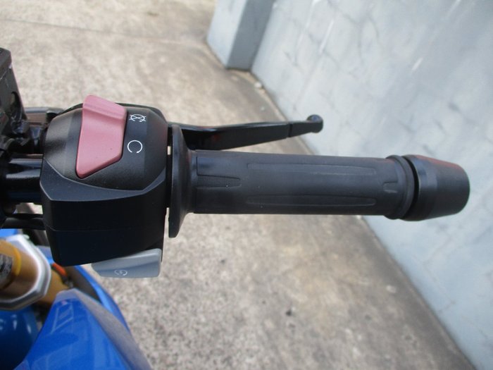 2018 BMW Motorrad G 310 R BLUE