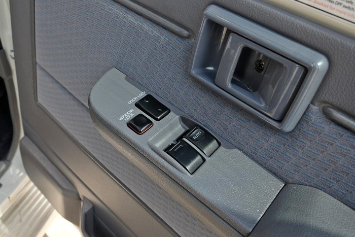 2022 Toyota Landcruiser GXL VDJ79R 4X4 Dual Range French Vanilla