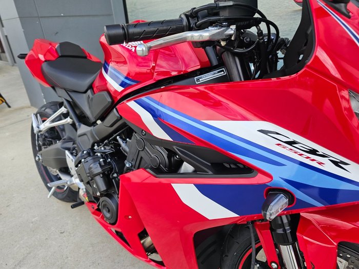 2025 Honda 2025 Honda 650CC CBR650RAC SPORTS Red