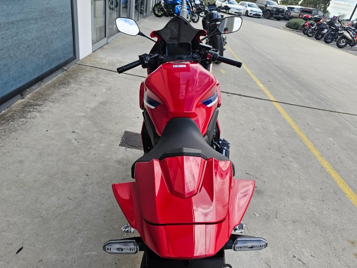 2025 Honda 2025 Honda 650CC CBR650RAC SPORTS Red