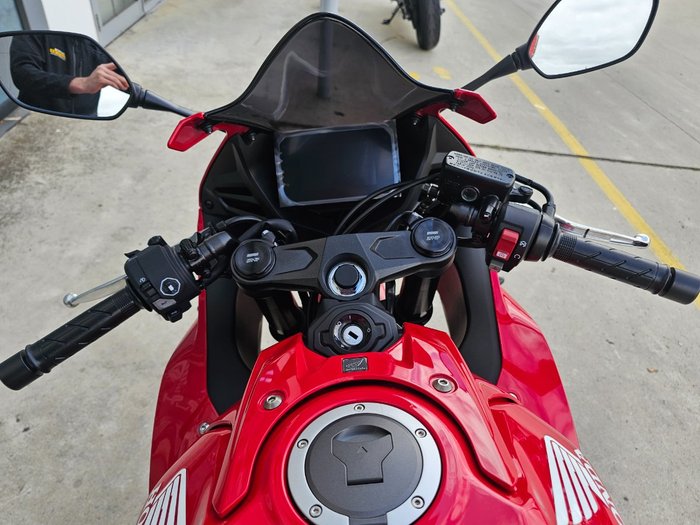 2025 Honda 2025 Honda 650CC CBR650RAC SPORTS Red