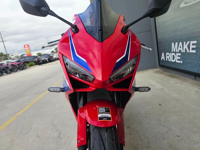 2025 Honda 2025 Honda 650CC CBR650RAC SPORTS Red