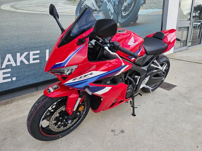 2025 Honda 2025 Honda 650CC CBR650RAC SPORTS Red