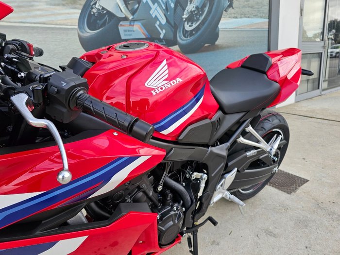 2025 Honda 2025 Honda 650CC CBR650RAC SPORTS Red