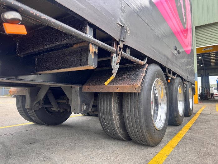 2018 Vawdrey St3 20 Pallet Drop Deck Mezzaine