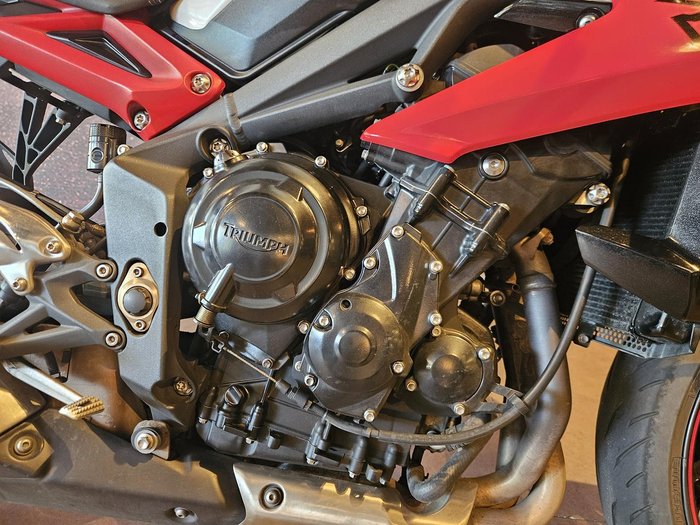 2015 Triumph Street Triple R ABS Street Triple White