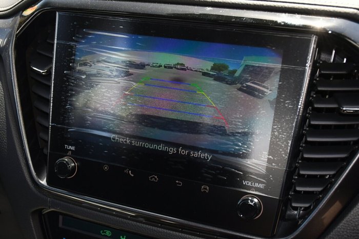 2025 Isuzu D-MAX BLADE