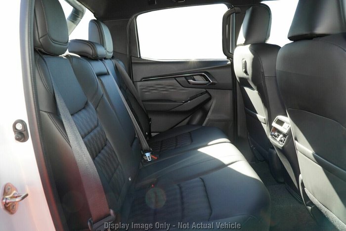 2025 Isuzu D-MAX BLADE