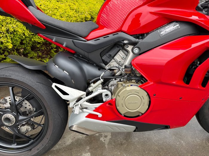 2020 DUCATI PANIGALE V4 Red