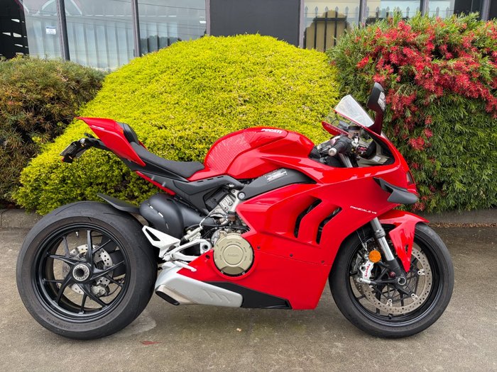 2020 DUCATI PANIGALE V4 Red