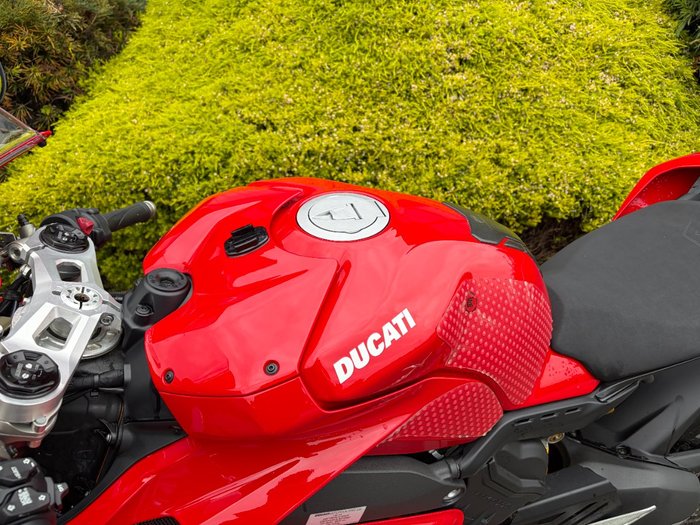 2020 DUCATI PANIGALE V4 Red