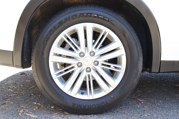 2021 Mitsubishi Outlander ES