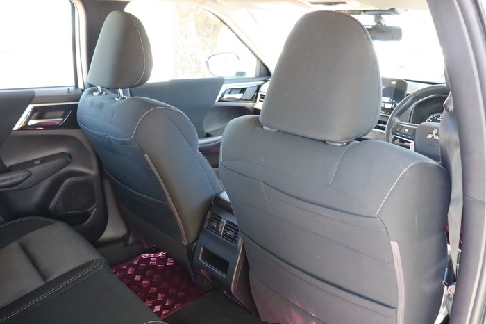 2021 Mitsubishi Outlander ES