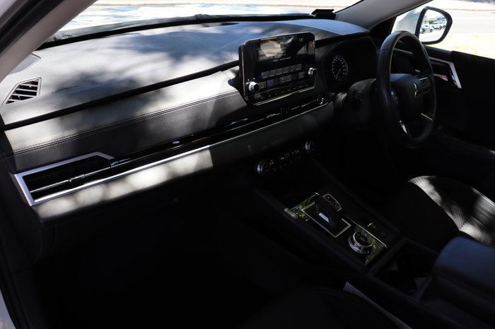 2021 Mitsubishi Outlander ES