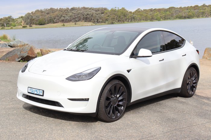 2023 Tesla Model Y Performance