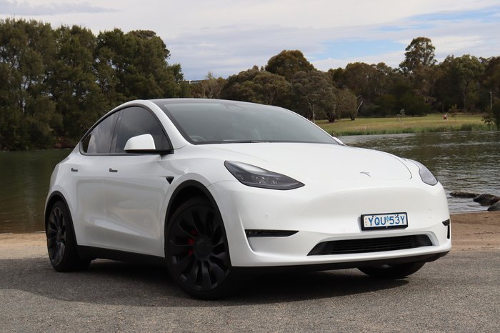 2023 Tesla Model Y Performance