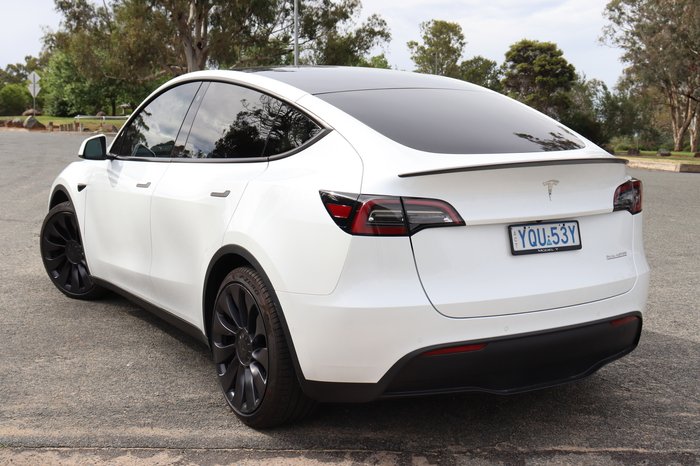 2023 Tesla Model Y Performance