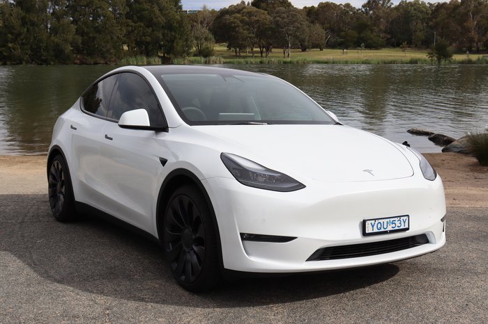 2023 Tesla Model Y Performance