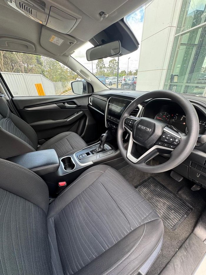 2021 Isuzu MU-X LS-M