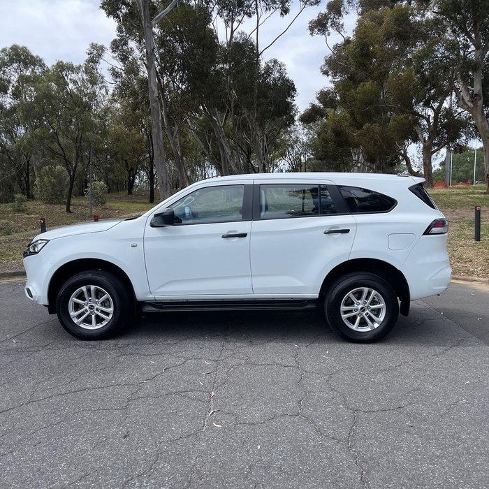 2021 Isuzu MU-X LS-M