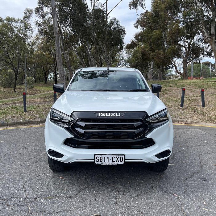 2021 Isuzu MU-X LS-M