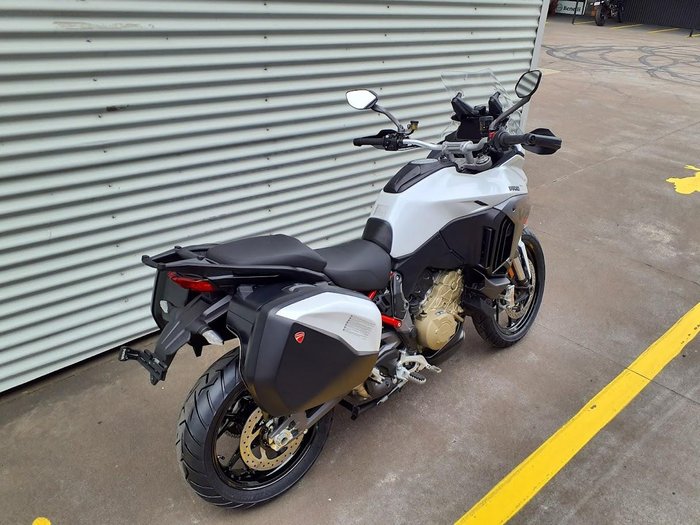 2025 Ducati Multistrada V4S Multistrada White