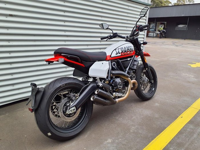 2022 Ducati Scrambler Urban Motard Scrambler