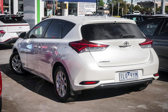 2017 Toyota Corolla Ascent Sport