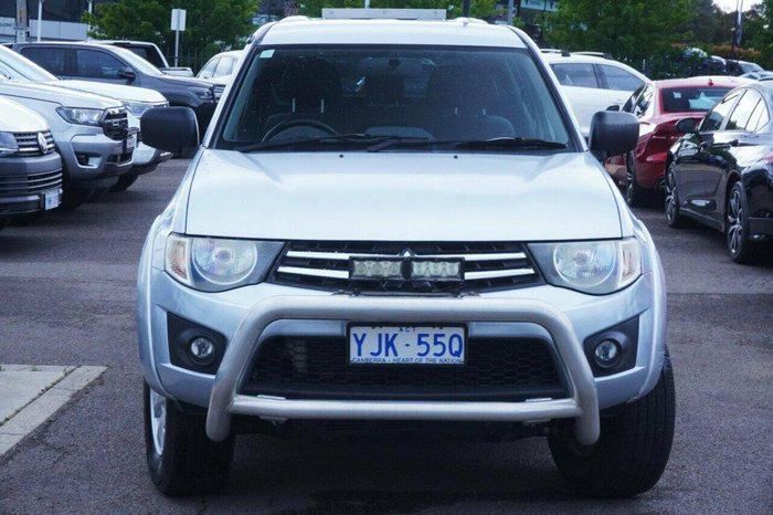 2013 Mitsubishi Triton GLX