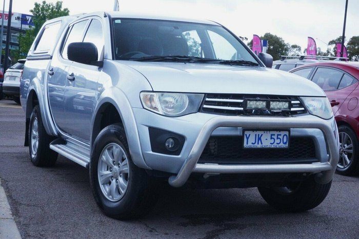 2013 Mitsubishi Triton GLX