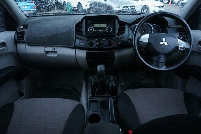 2013 Mitsubishi Triton GLX