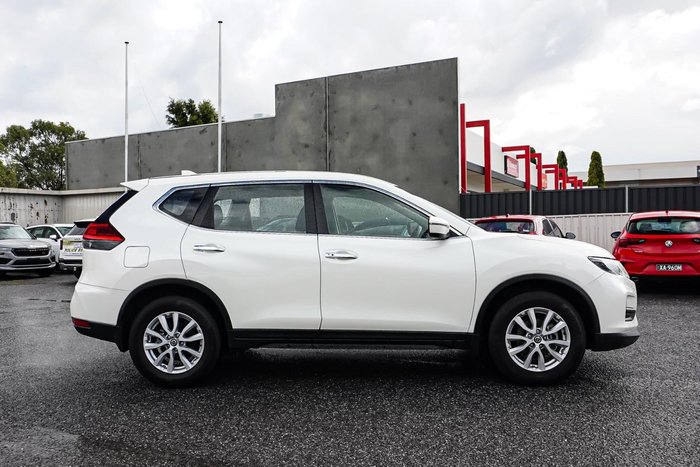 2018 Nissan X-TRAIL ST