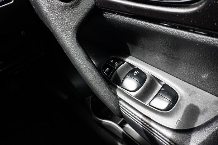 2018 Nissan X-TRAIL ST