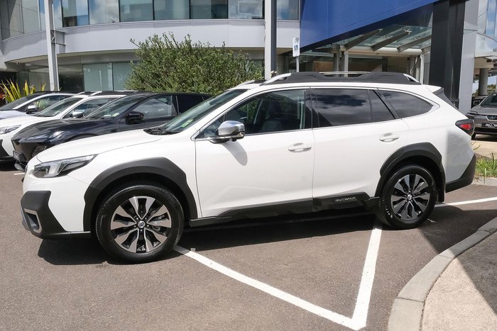 2024 Subaru Outback AWD Touring