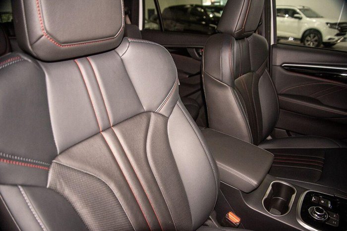 2025 Isuzu MU-X X-TERRAIN