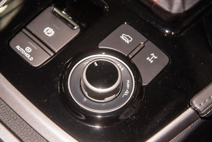 2025 Isuzu MU-X X-TERRAIN