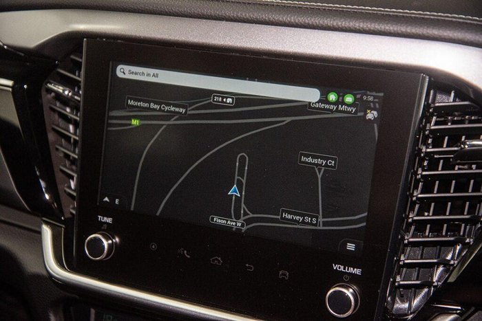 2025 Isuzu MU-X X-TERRAIN