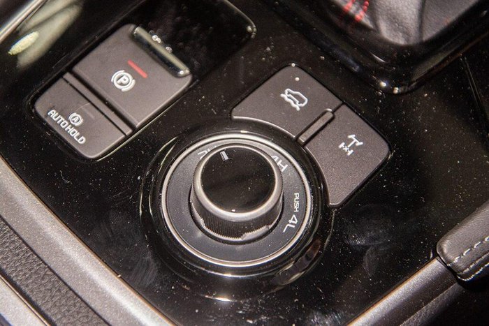 2025 Isuzu MU-X X-TERRAIN