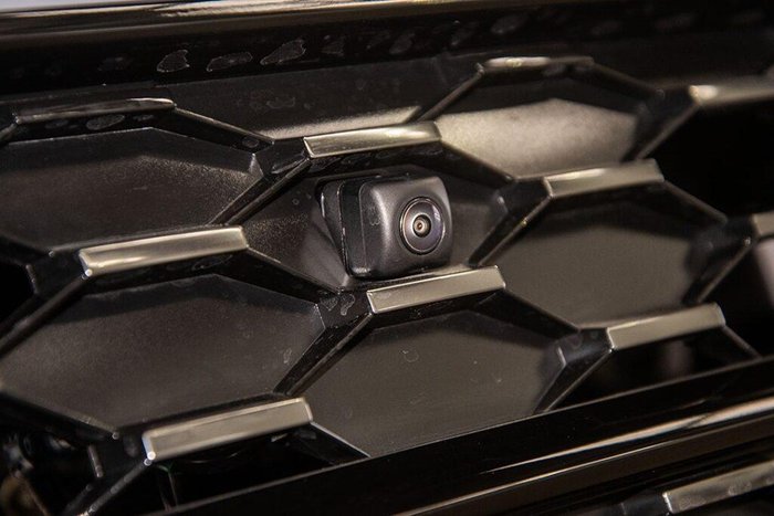 2025 Isuzu MU-X X-TERRAIN