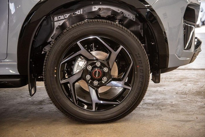 2025 Isuzu MU-X X-TERRAIN